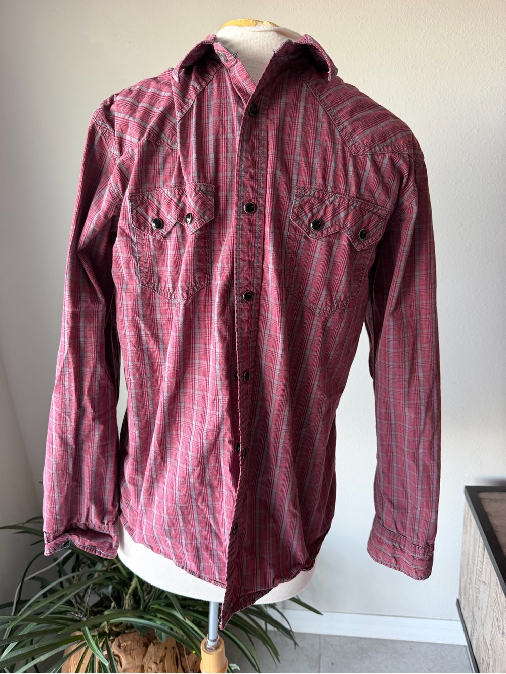 Cody James Men's Red Casual Button Down Shirt